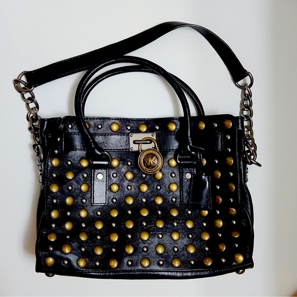 𝅺Michael Kors Brass Studded Leather Tote w/Link chain and leather strap